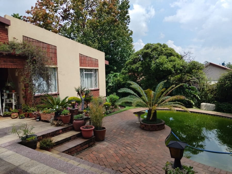 3 Bedroom Property for Sale in Birch Acres Gauteng