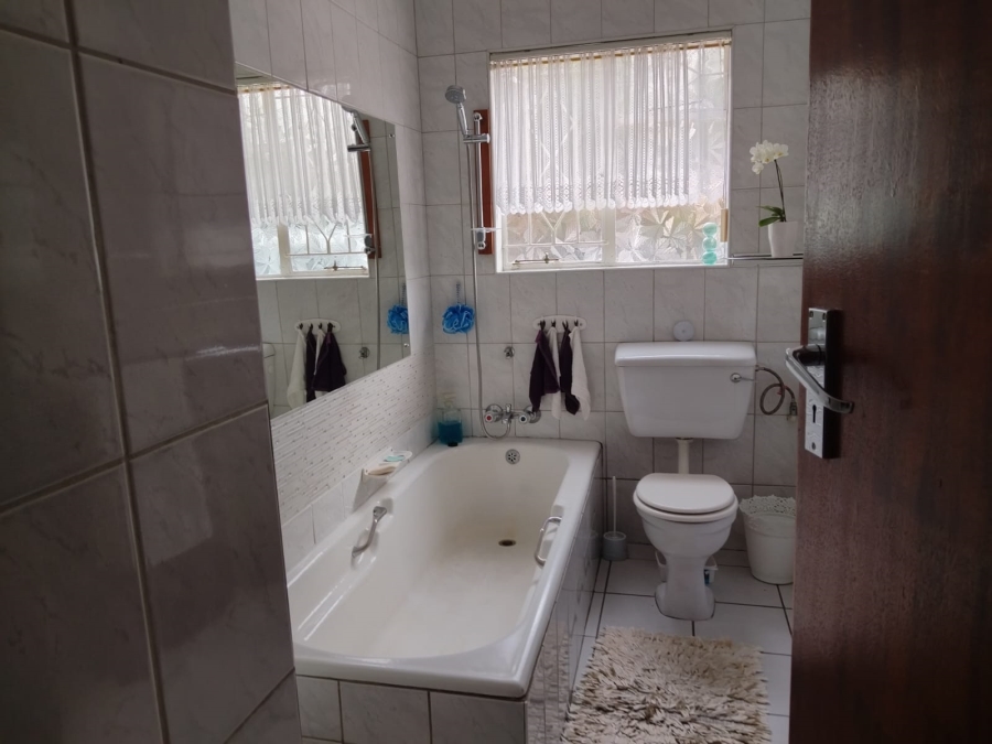 3 Bedroom Property for Sale in Birch Acres Gauteng