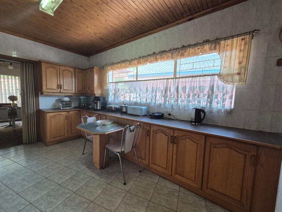 3 Bedroom Property for Sale in Vanderbijlpark SE 7 Gauteng