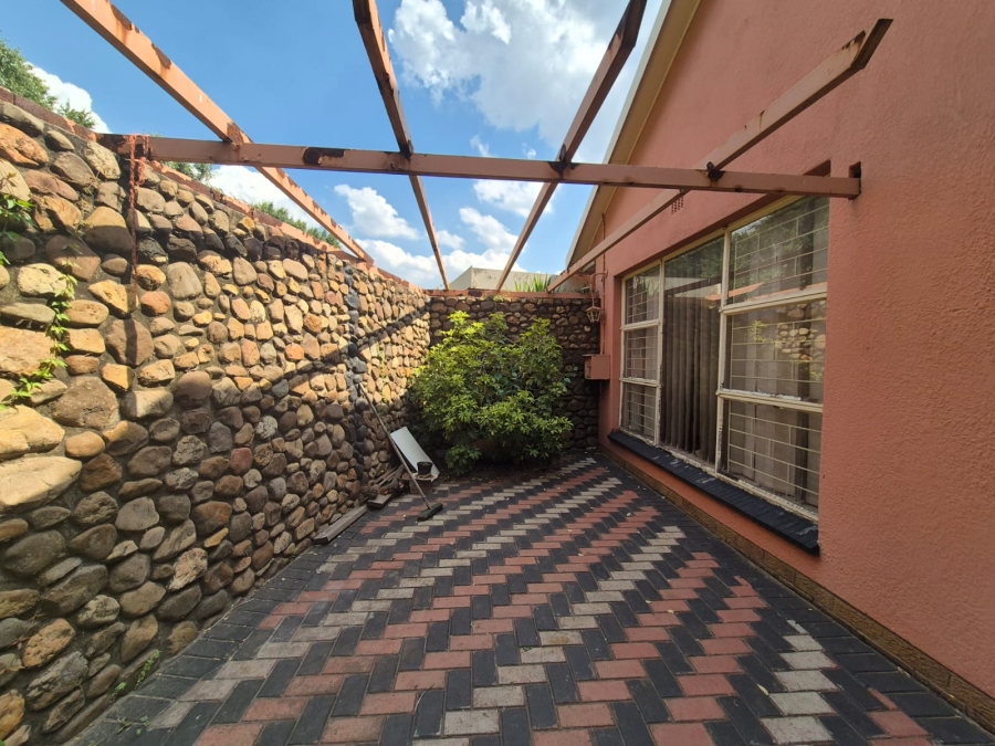 3 Bedroom Property for Sale in Vanderbijlpark SE 7 Gauteng