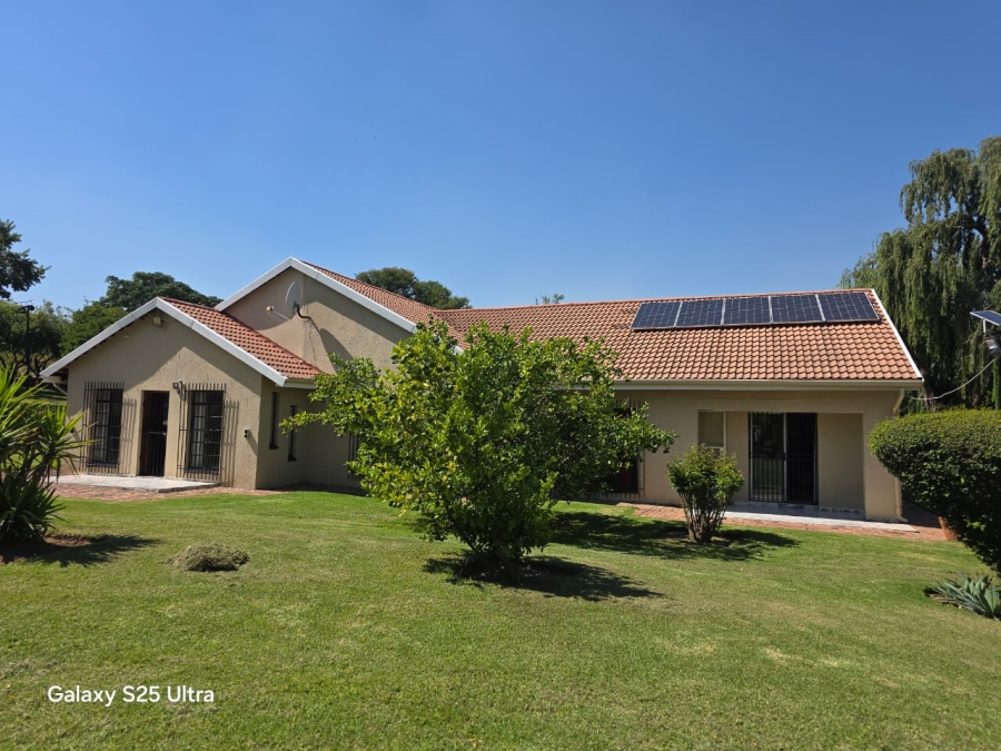 4 Bedroom Property for Sale in Vaal Marina Gauteng