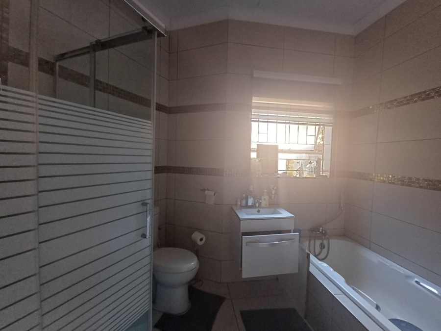 3 Bedroom Property for Sale in Meyerton Park Gauteng