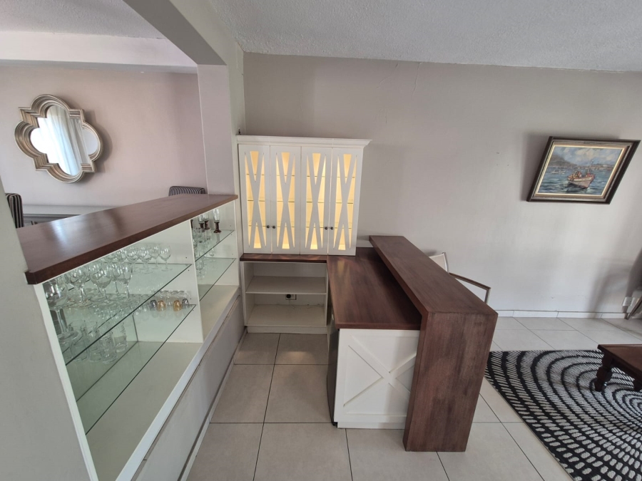 4 Bedroom Property for Sale in Peacehaven Gauteng