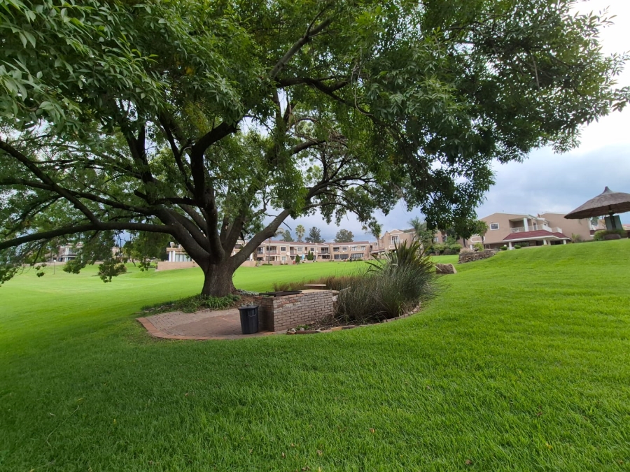 4 Bedroom Property for Sale in Peacehaven Gauteng