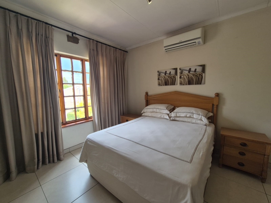 4 Bedroom Property for Sale in Peacehaven Gauteng