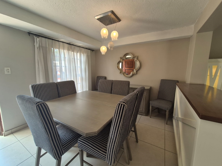4 Bedroom Property for Sale in Peacehaven Gauteng