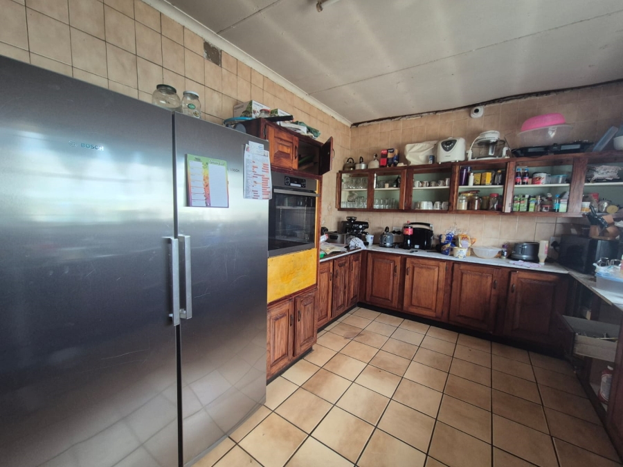 4 Bedroom Property for Sale in Theoville Gauteng