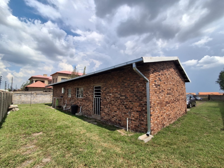 2 Bedroom Property for Sale in Riversdale Gauteng