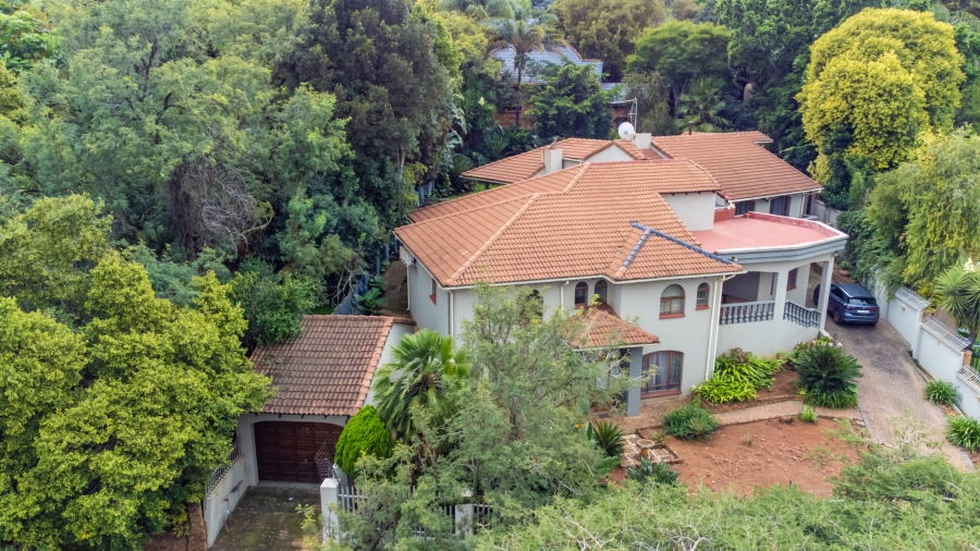 4 Bedroom Property for Sale in Faerie Glen Gauteng