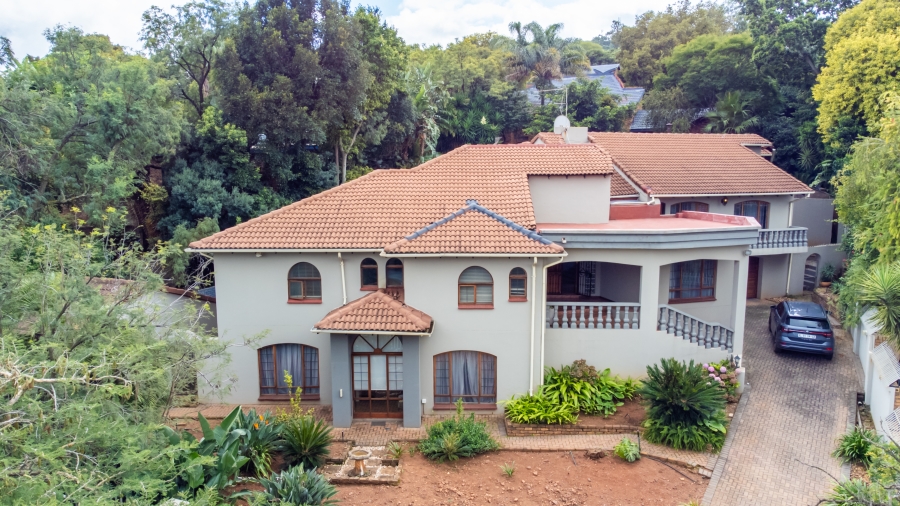 4 Bedroom Property for Sale in Faerie Glen Gauteng
