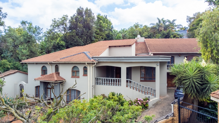 4 Bedroom Property for Sale in Faerie Glen Gauteng