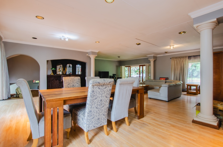 4 Bedroom Property for Sale in Faerie Glen Gauteng