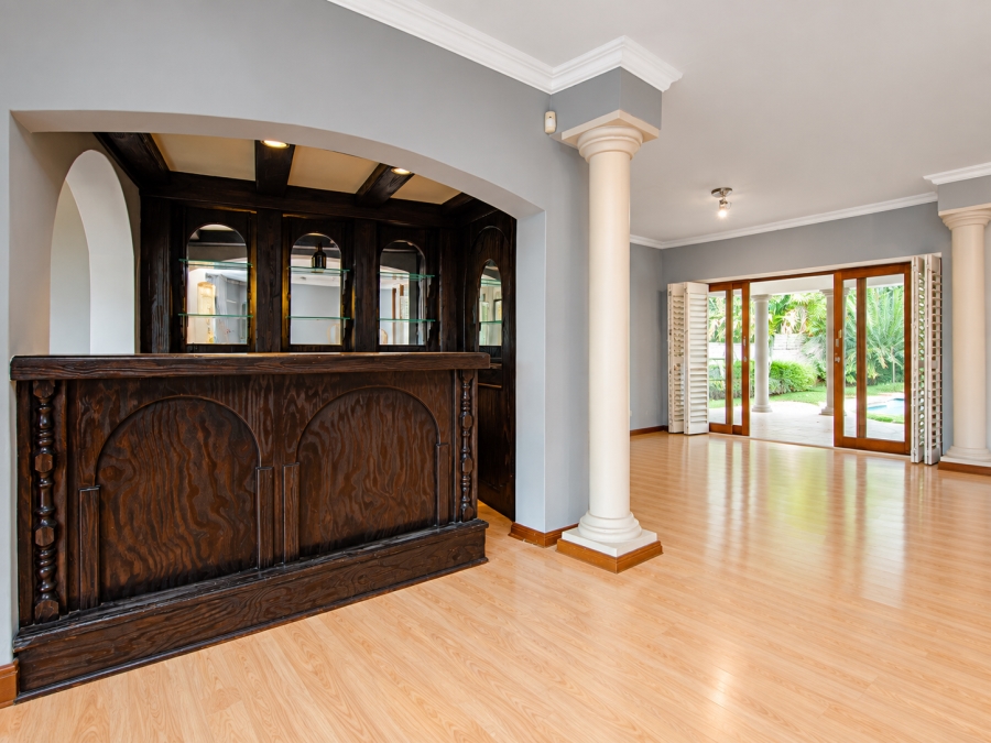 5 Bedroom Property for Sale in Faerie Glen Gauteng