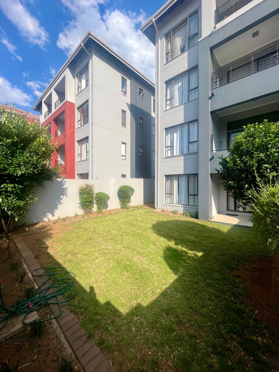 2 Bedroom Property for Sale in Barbeque Downs Gauteng