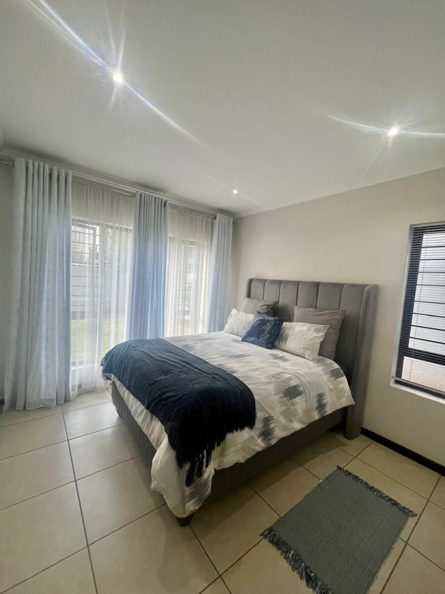 2 Bedroom Property for Sale in Barbeque Downs Gauteng