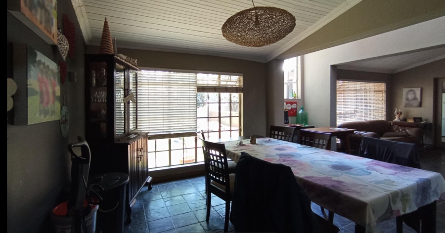 4 Bedroom Property for Sale in Eldoraigne Gauteng