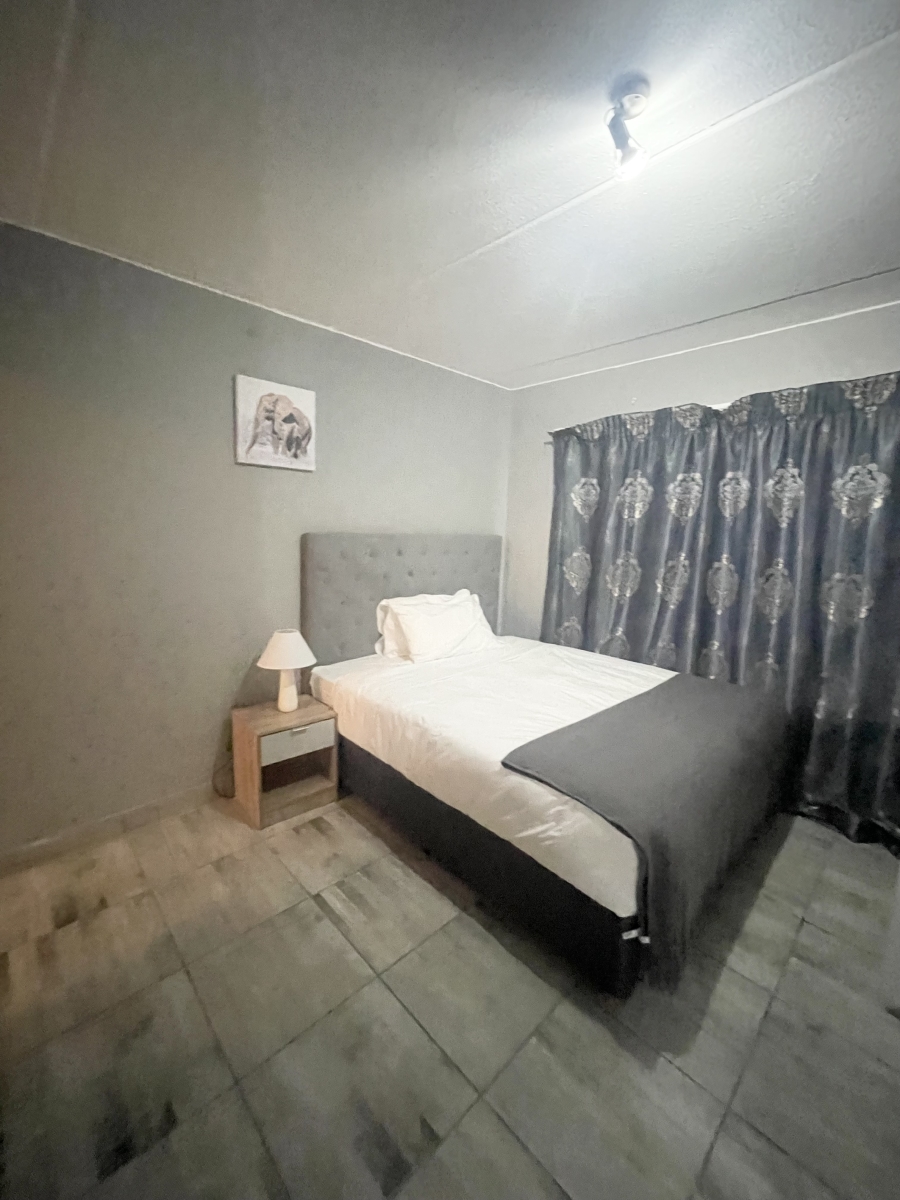 To Let 2 Bedroom Property for Rent in Morningside Gauteng