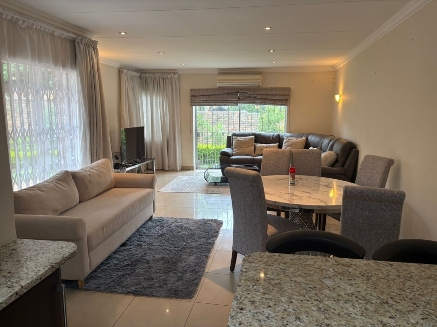 To Let 3 Bedroom Property for Rent in Sandown Gauteng