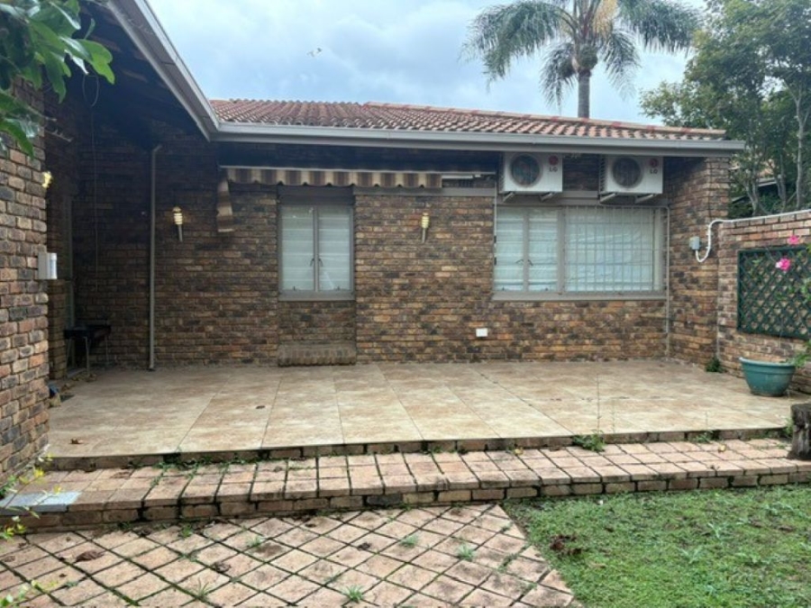 To Let 3 Bedroom Property for Rent in Sandown Gauteng