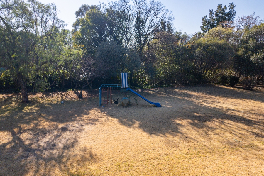 To Let 3 Bedroom Property for Rent in Sandown Gauteng