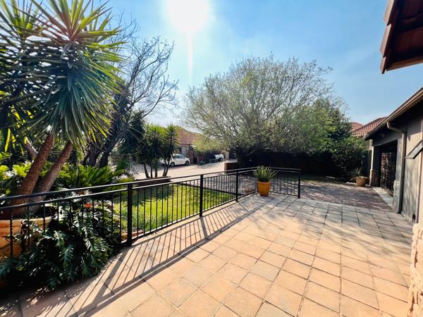 To Let 4 Bedroom Property for Rent in Greenstone Hill Gauteng