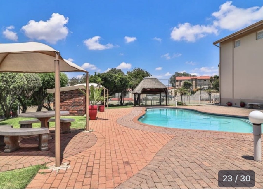 2 Bedroom Property for Sale in Primrose Hill Gauteng