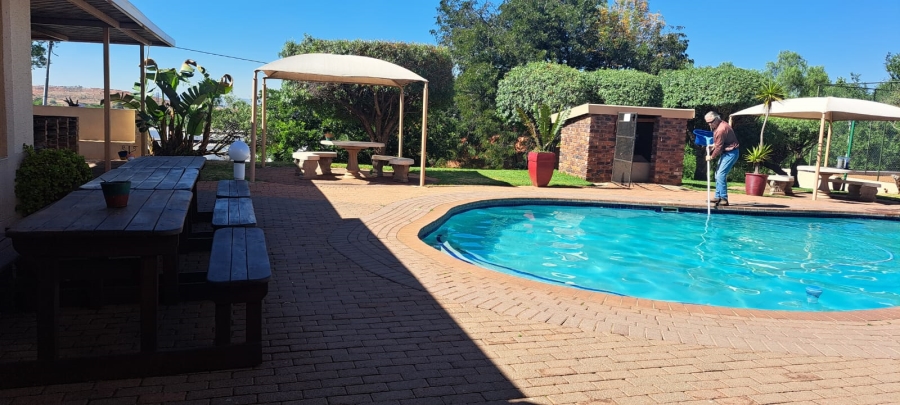 2 Bedroom Property for Sale in Primrose Hill Gauteng