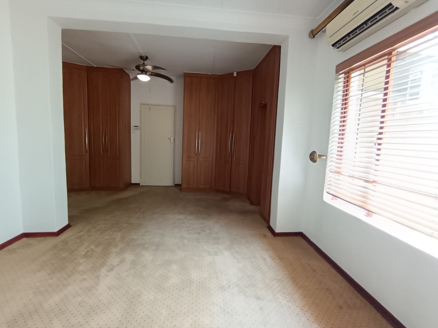 To Let 4 Bedroom Property for Rent in Parkmore Gauteng