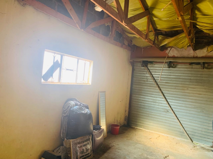 2 Bedroom Property for Sale in Daveyton Gauteng