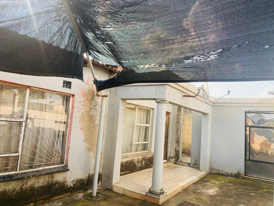 2 Bedroom Property for Sale in Daveyton Gauteng