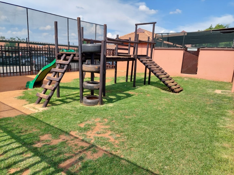 2 Bedroom Property for Sale in Terenure Gauteng