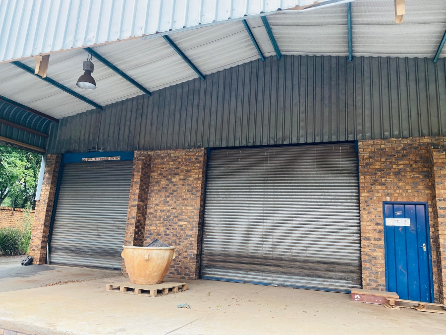 8 Bedroom Property for Sale in Bredell Gauteng
