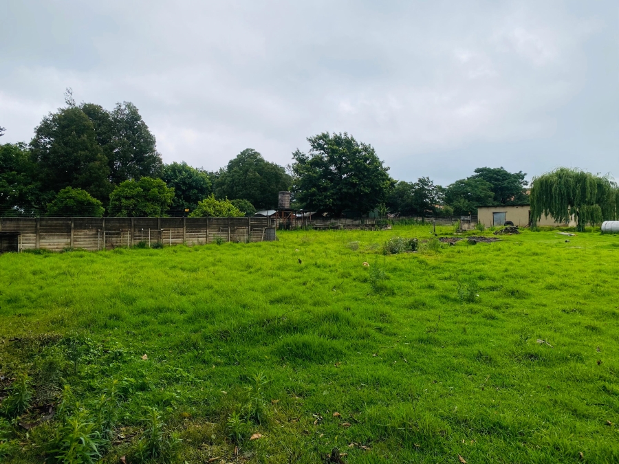 8 Bedroom Property for Sale in Bredell Gauteng
