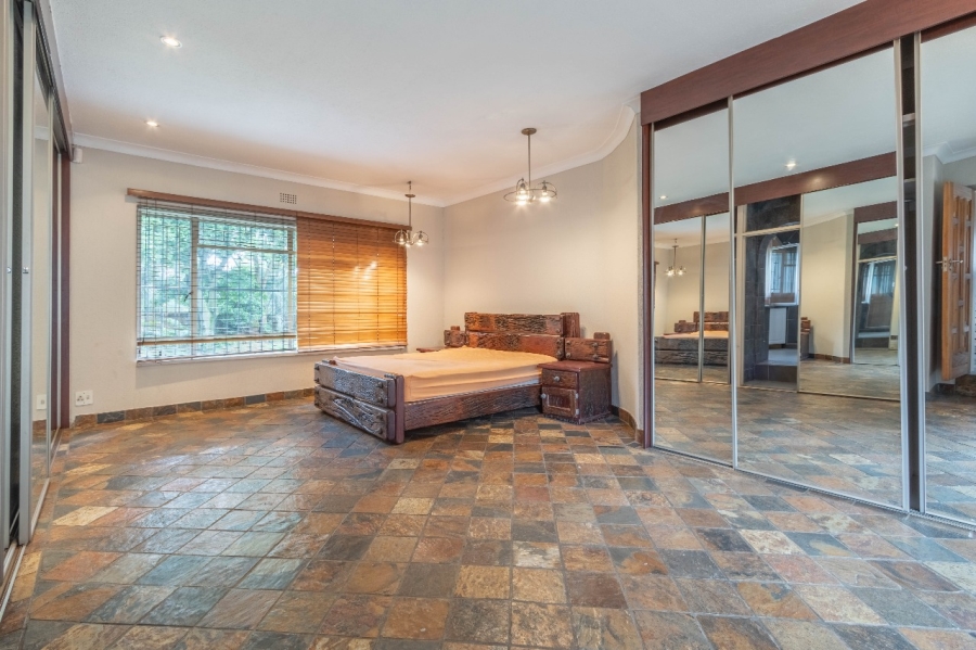 8 Bedroom Property for Sale in Bredell Gauteng