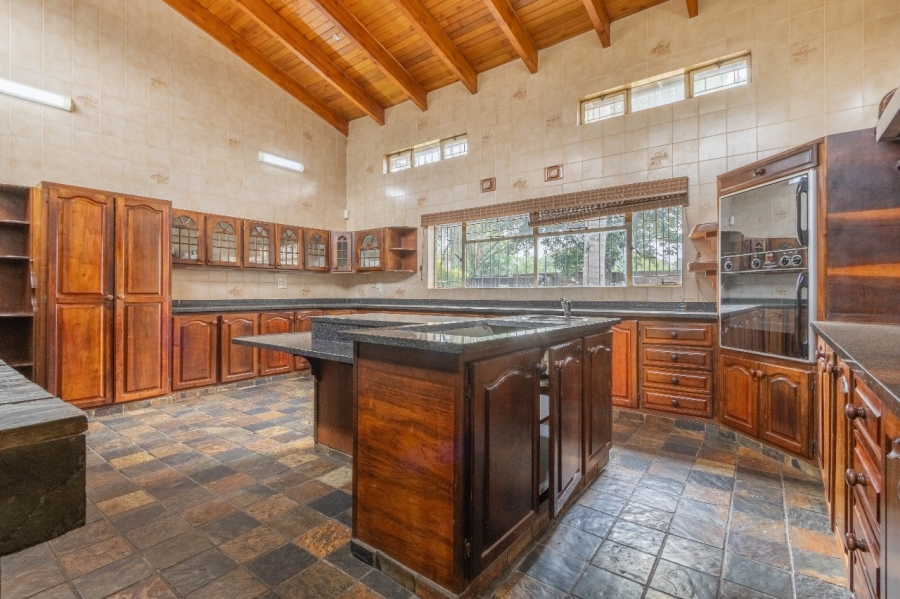 8 Bedroom Property for Sale in Bredell Gauteng