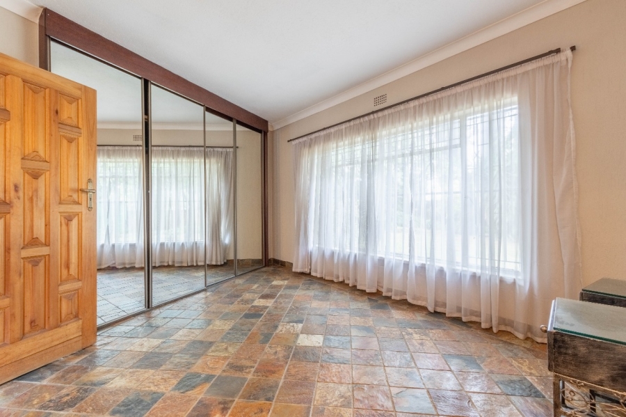8 Bedroom Property for Sale in Bredell Gauteng