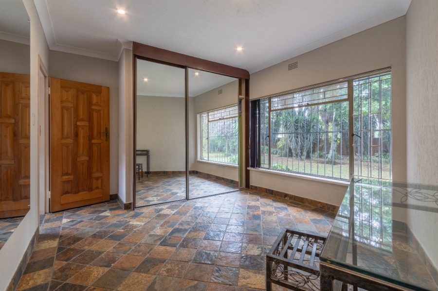 8 Bedroom Property for Sale in Bredell Gauteng