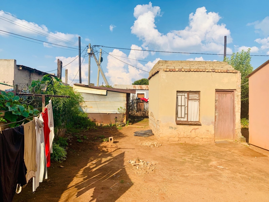 2 Bedroom Property for Sale in Daveyton Gauteng