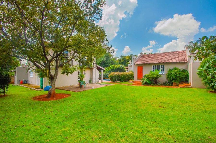 3 Bedroom Property for Sale in Roodekrans Gauteng