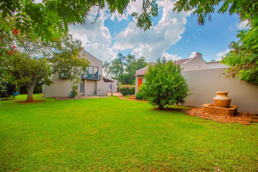3 Bedroom Property for Sale in Roodekrans Gauteng