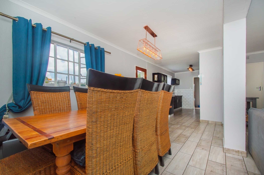 3 Bedroom Property for Sale in Roodekrans Gauteng