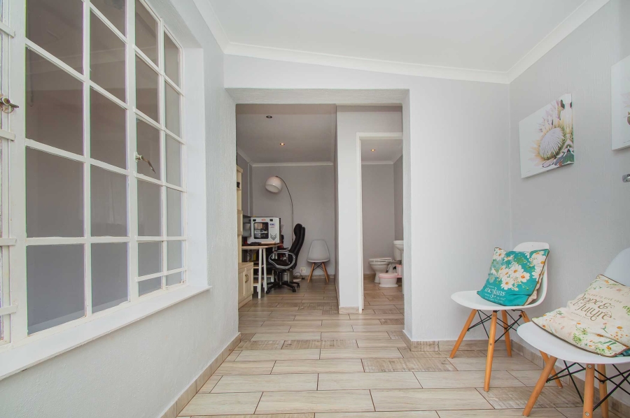 3 Bedroom Property for Sale in Roodekrans Gauteng