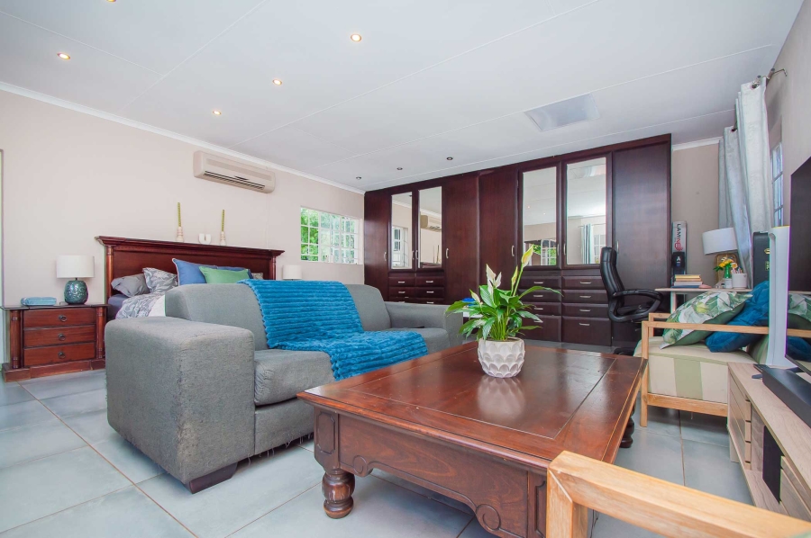 3 Bedroom Property for Sale in Roodekrans Gauteng