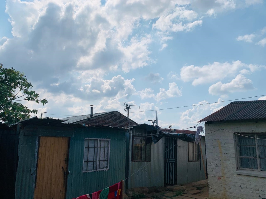 2 Bedroom Property for Sale in Daveyton Gauteng