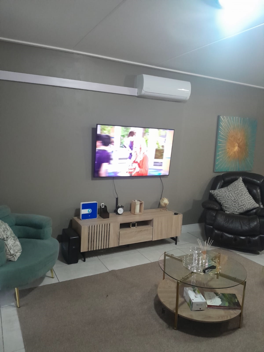 3 Bedroom Property for Sale in Waterfall Gauteng