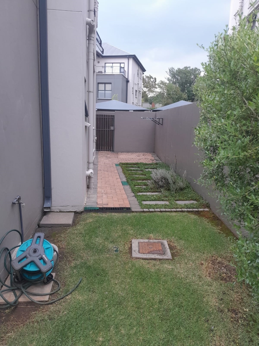 3 Bedroom Property for Sale in Waterfall Gauteng