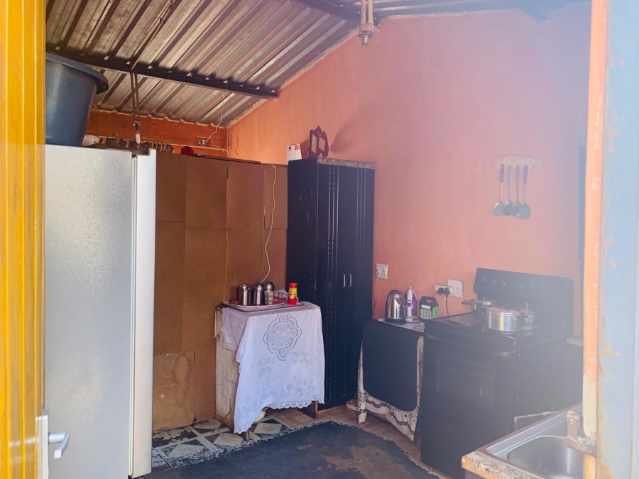 2 Bedroom Property for Sale in Daveyton Gauteng