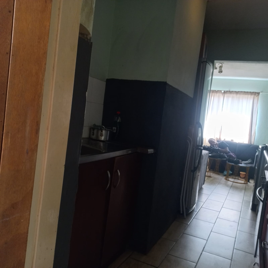 1 Bedroom Property for Sale in Elspark Gauteng