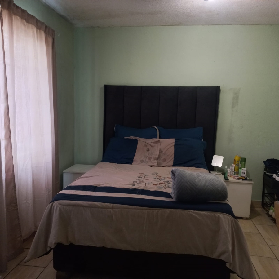 1 Bedroom Property for Sale in Elspark Gauteng