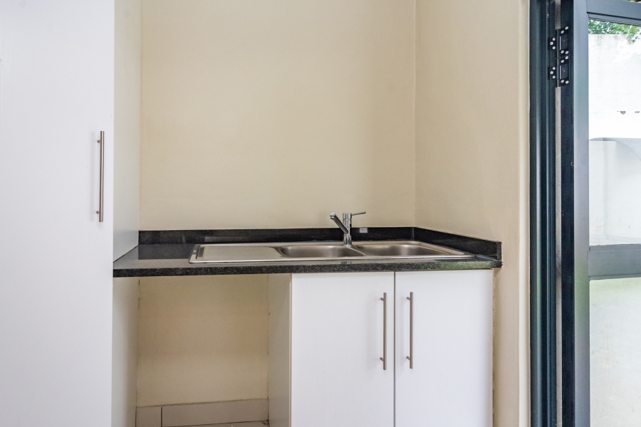 3 Bedroom Property for Sale in Parkmore Gauteng